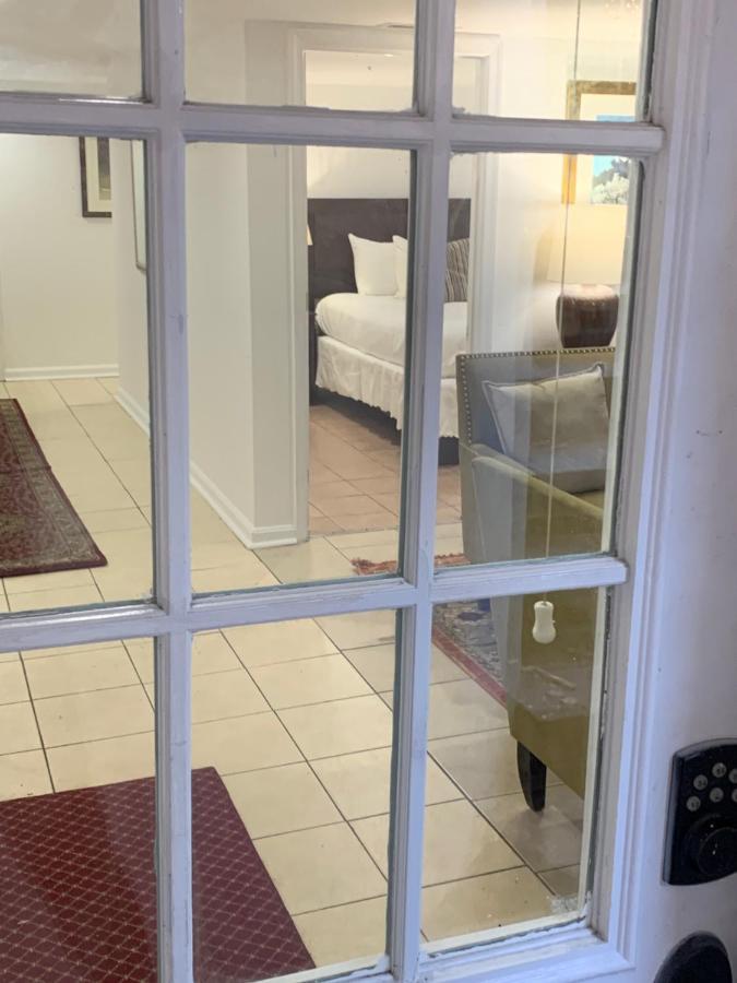 Renovated English Basement 2Bdrm Home Near Metro Washington Exterior foto
