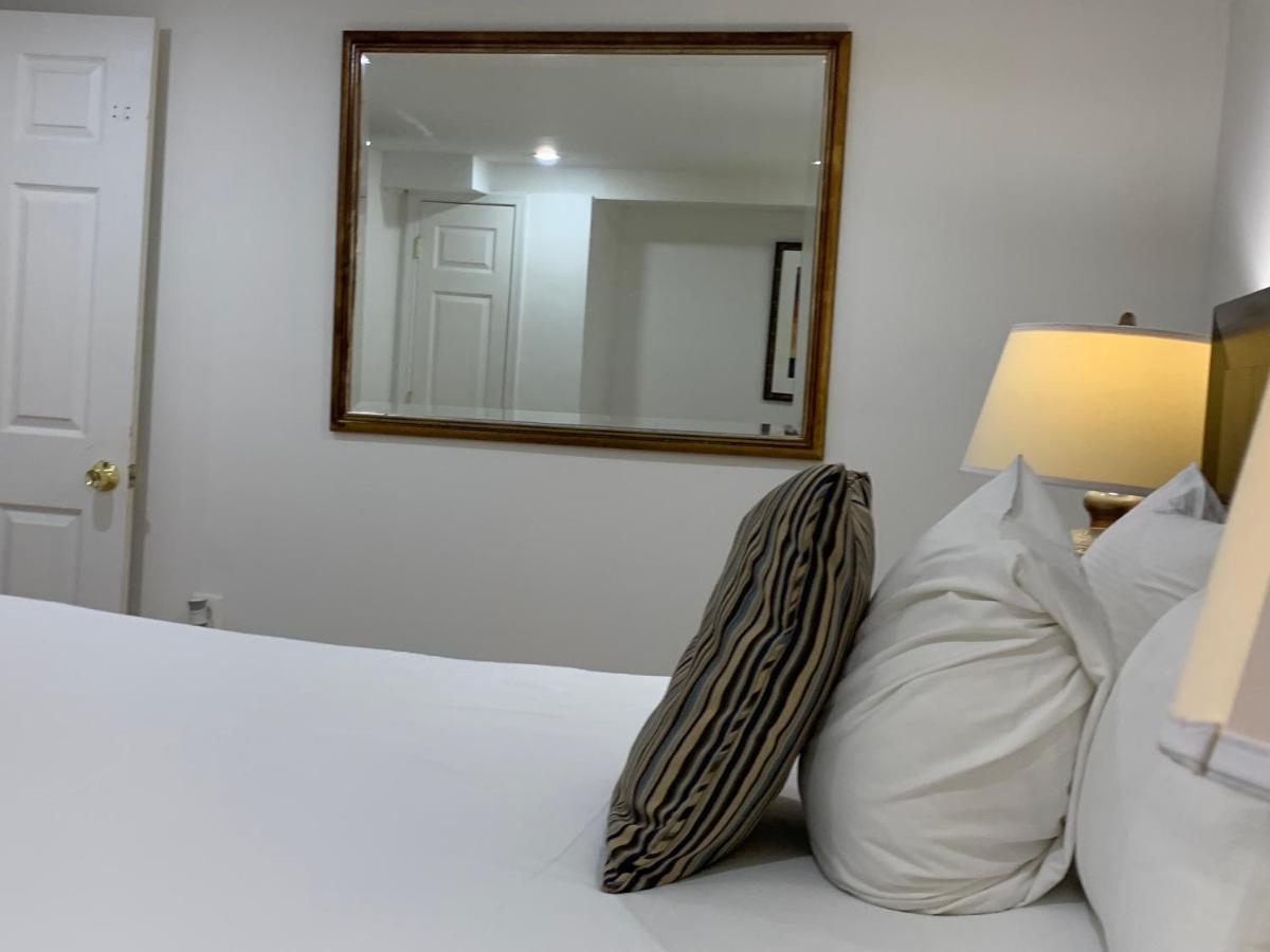Renovated English Basement 2Bdrm Home Near Metro Washington Exterior foto