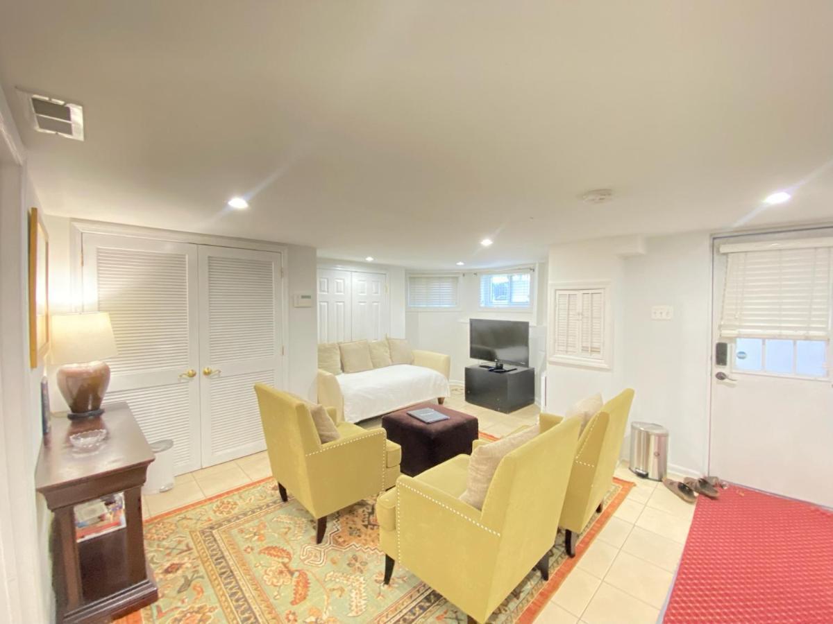 Renovated English Basement 2Bdrm Home Near Metro Washington Exterior foto